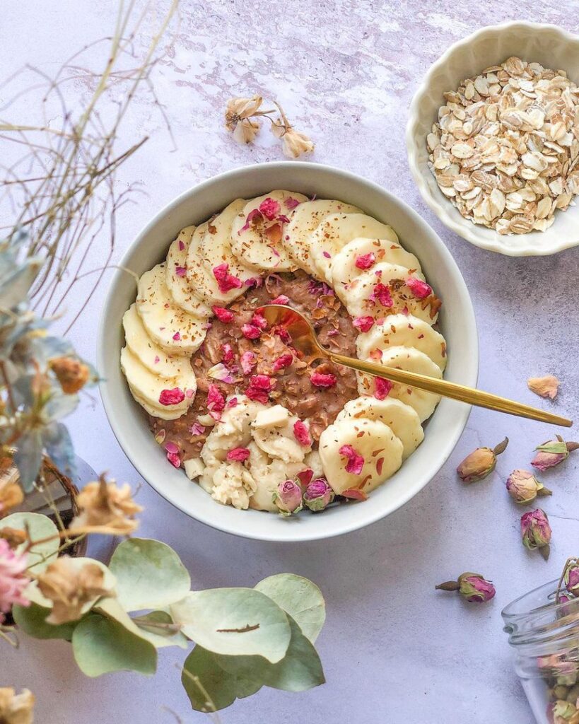 Porridge chocolat rose