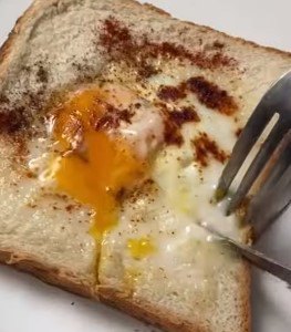 Toast cœur coulant Toast cœur coulant