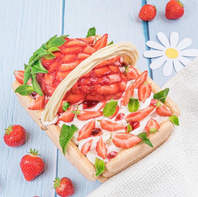 Tiramisu aux fraises de l’été Tiramisu aux fraises de l’été