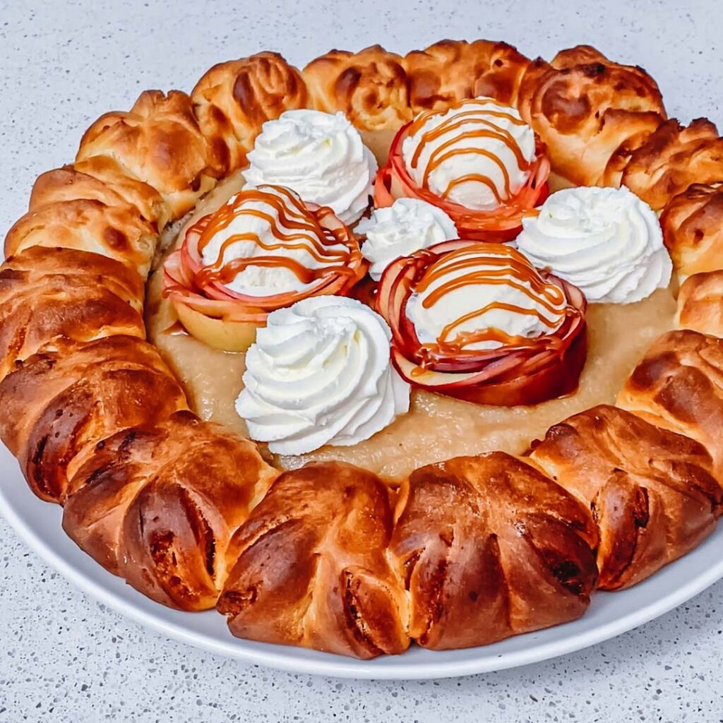 Apple & Caramel Pie