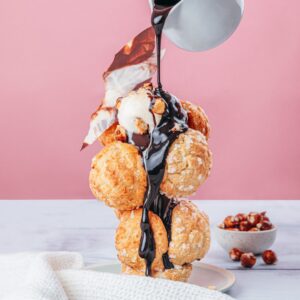 Le cône de profiteroles Le cône de profiteroles