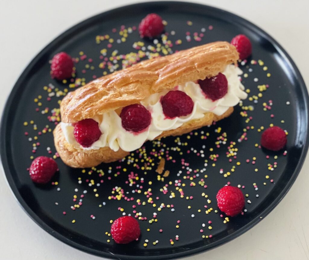 Éclair vanille framboise