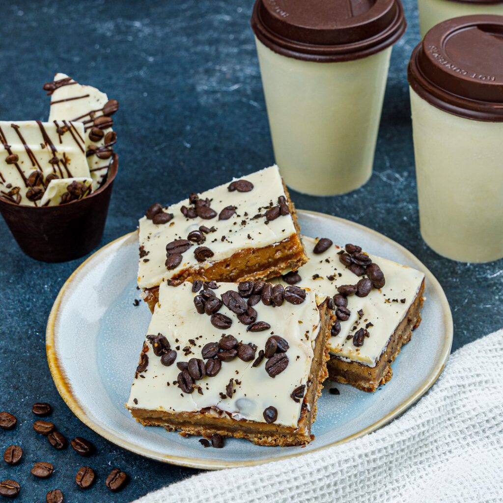 Coffeeholic Cocktail & Cake