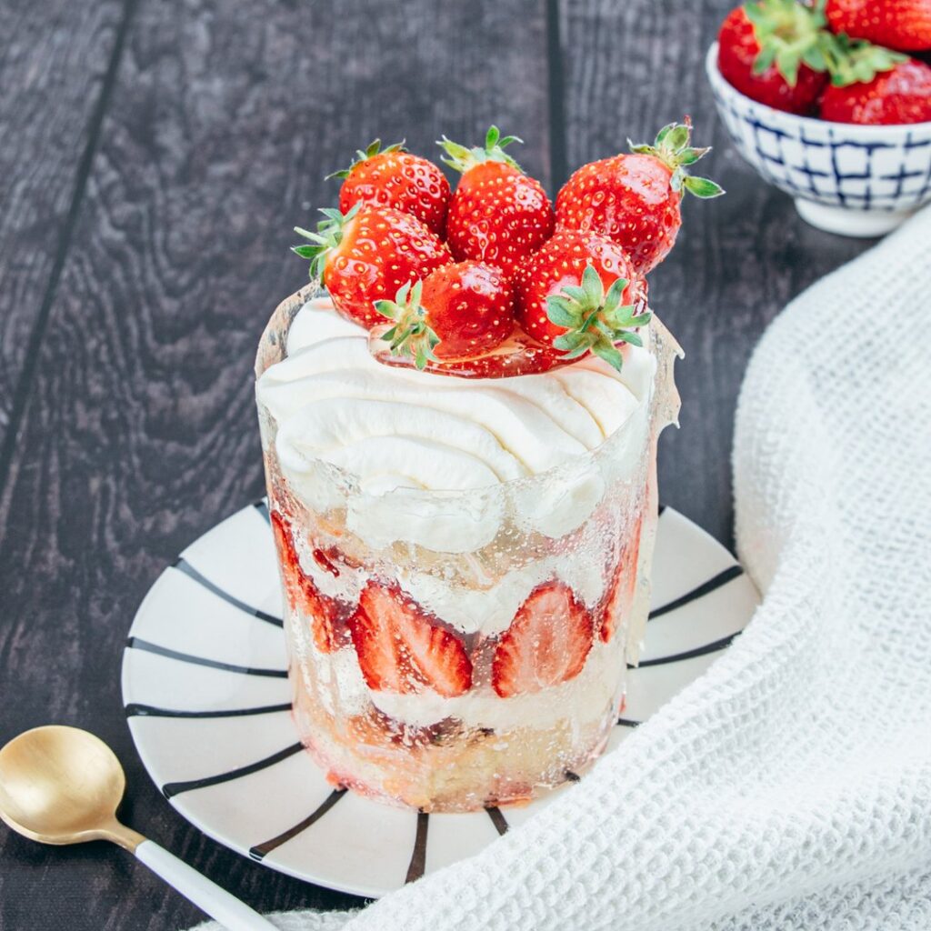 Le pot de confiture fraisier
