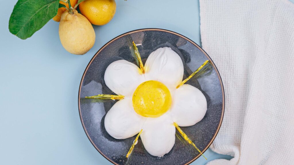 Zesty Lemon Daisy