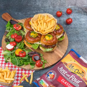 Couronne de burger madame et son bol de frites