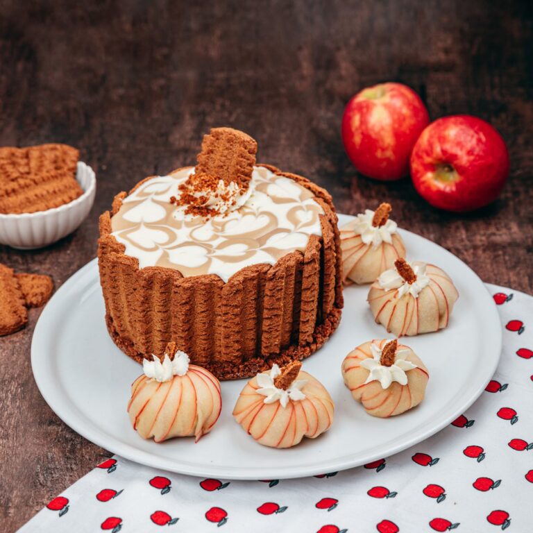 Cheesecake spéculoos et pommes caramélisées Cheesecake spéculoos et pommes caramélisées