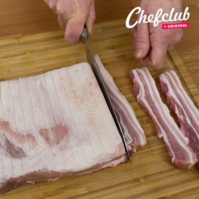 Panqueca com carne de porco