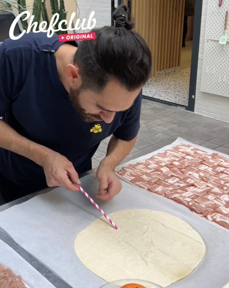 Torta de queijo com carne