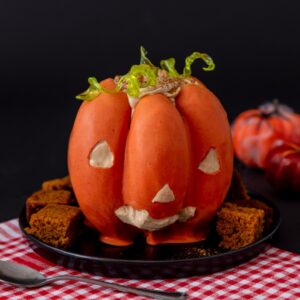 Jack O’Lantern Pumpkin Cake