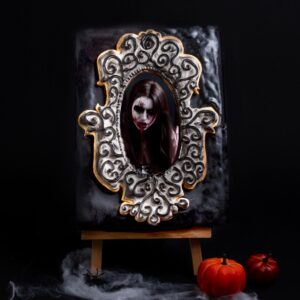 Haunted Mirror Cake