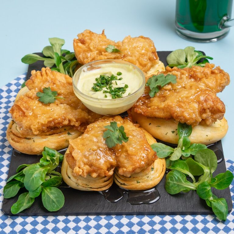 Leprechaun’s Crispy Chicken & Biscuits