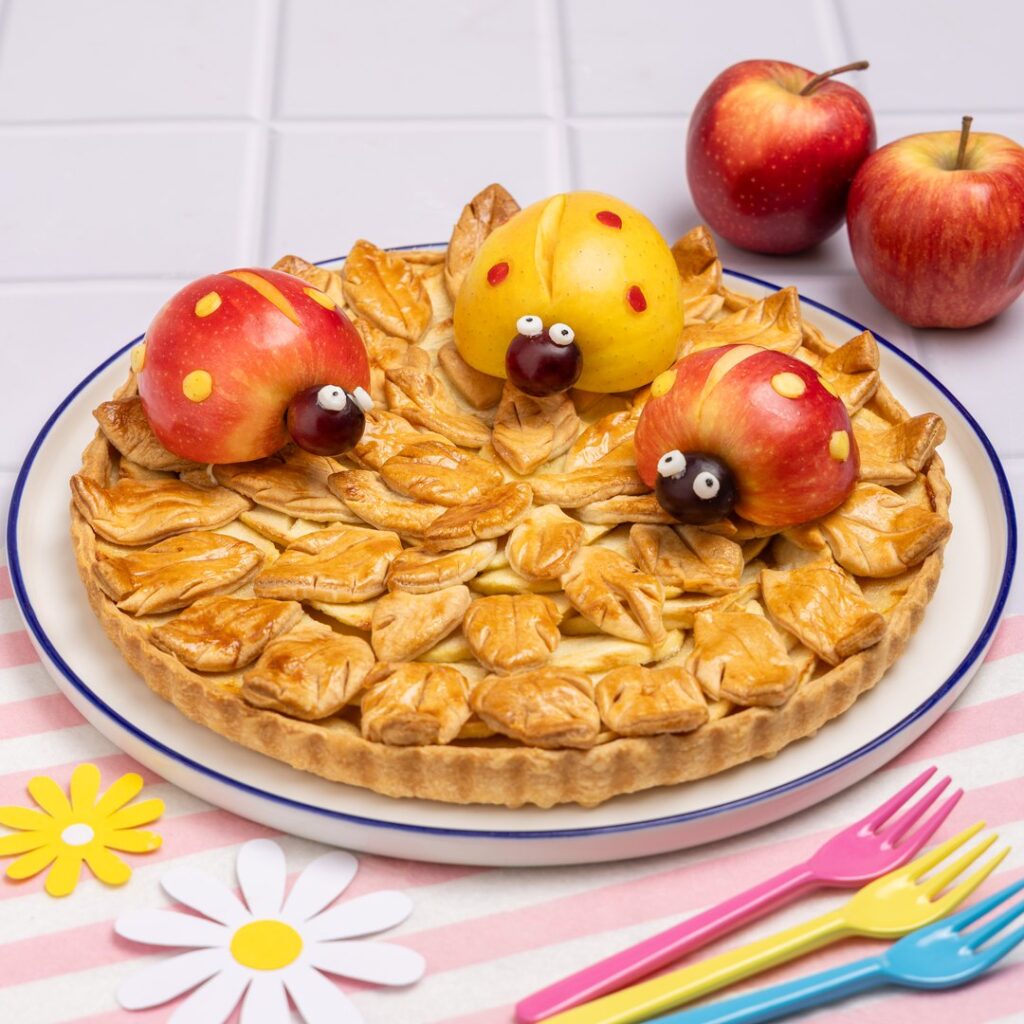 La tarte aux pommes des coccinelles