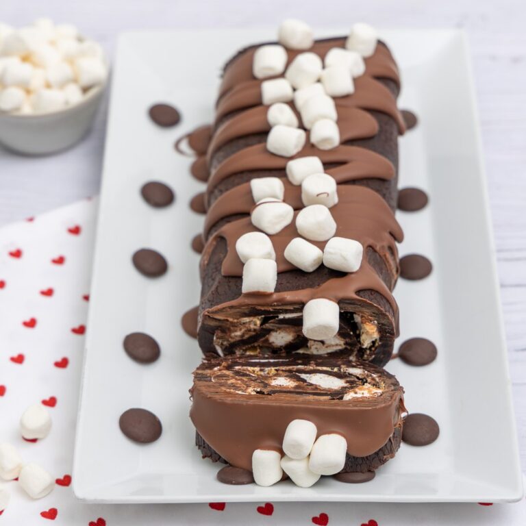 S’mores Swiss Roll