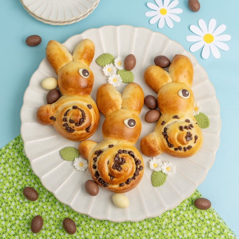 Brioches au chocolat de Pâques Brioches au chocolat de Pâques