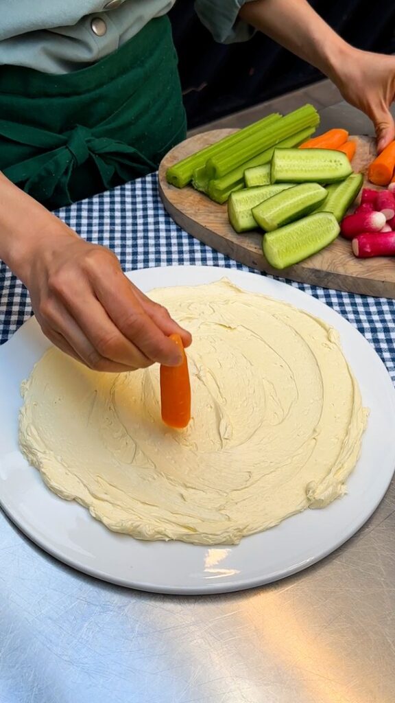Knackiges Gemüse mit Butter für den Aperitif 🥕🥬