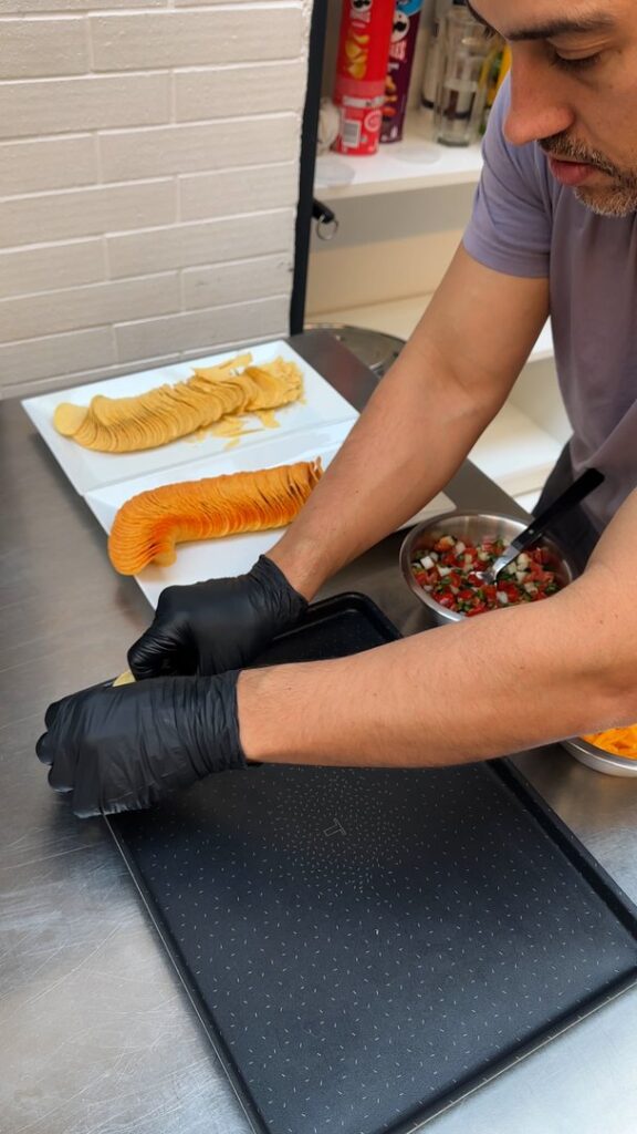 Nachos de Pringles na assadeira