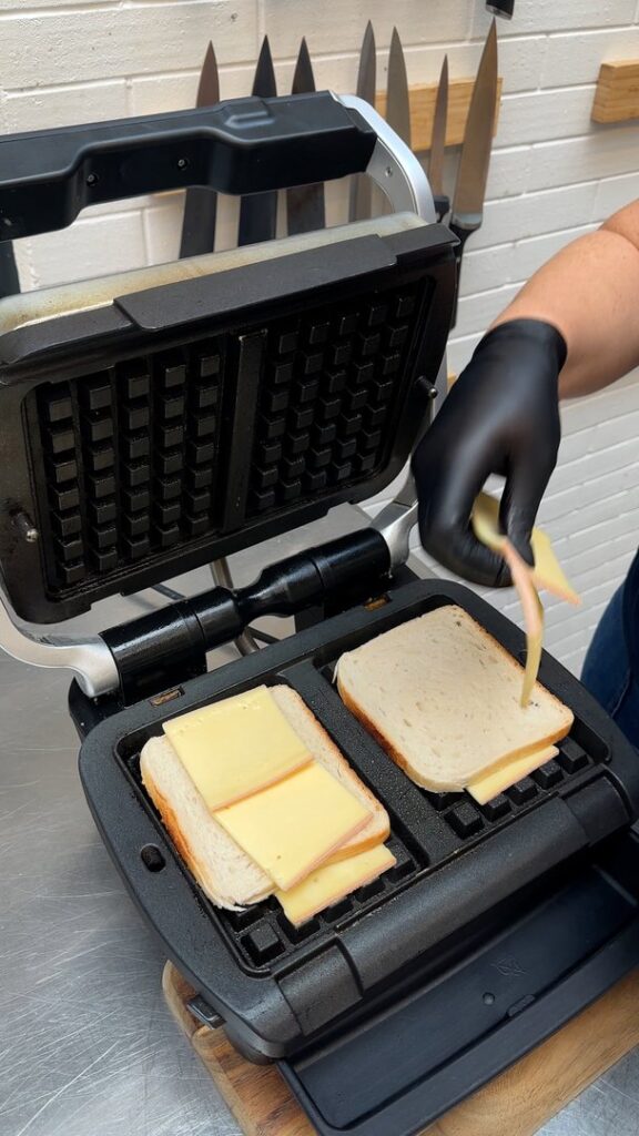 Raclette croque-monsieur waffle🧀🤩
