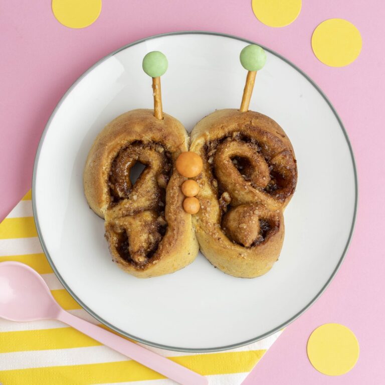Brioche à la carotte et à la cannelle papillon Brioche à la carotte et à la cannelle papillon