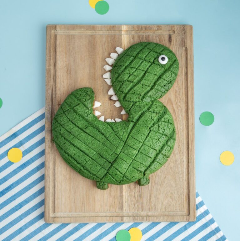 Dino Brioche
