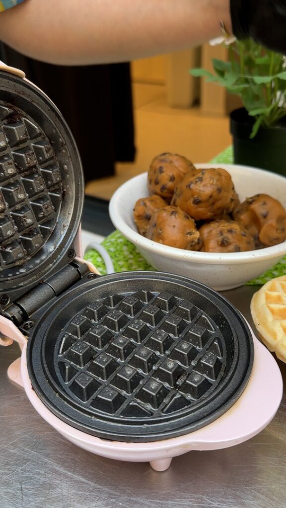 Gaufres de pâte à cookie