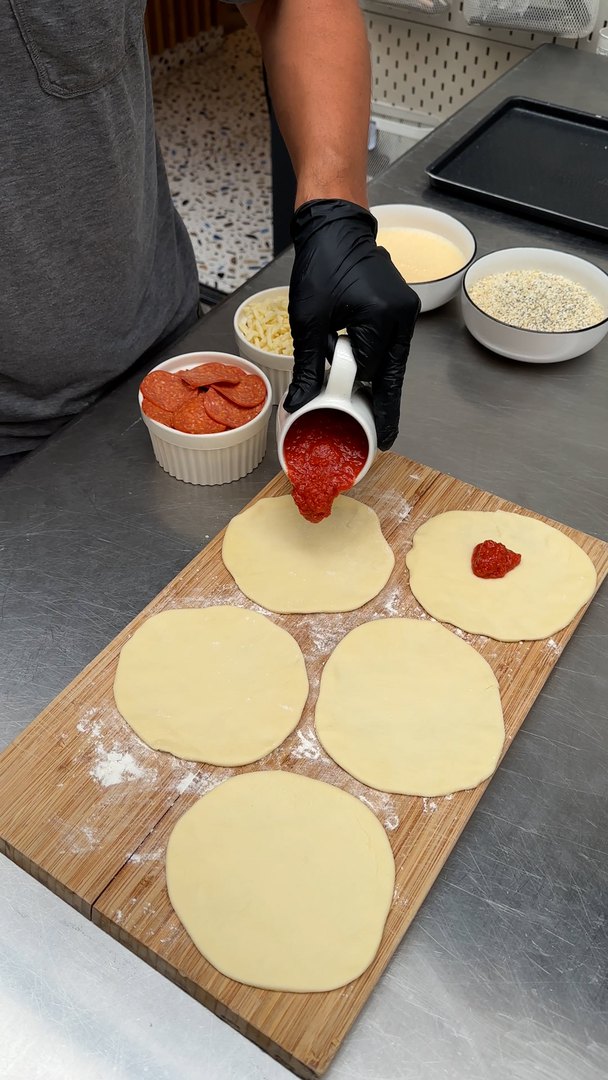 Stuffed Pizza Garlic Buns