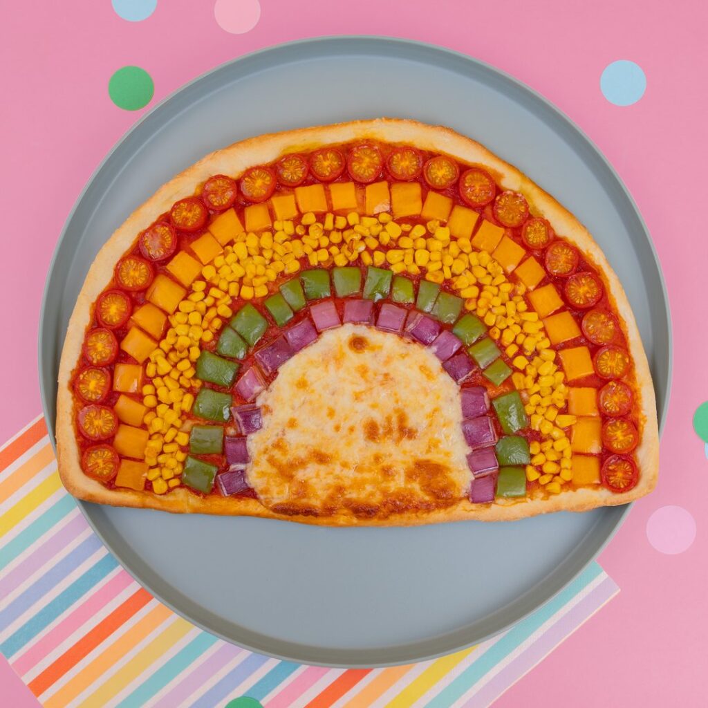 Pizza arc-en-ciel multicolore