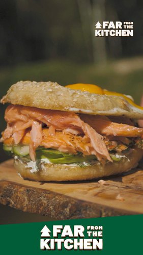Wild Salmon & Avocado Bagel