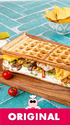 Picklelicious Club Sandwich