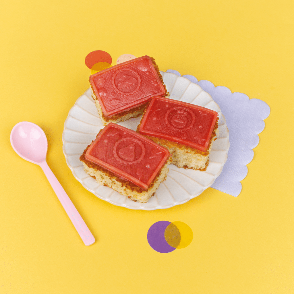 Petits gâteaux à la gelée de fraises